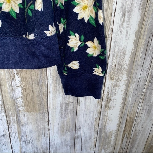 Draper James Natalie Sweatshirt in Magnolia - Picture 4 of 6